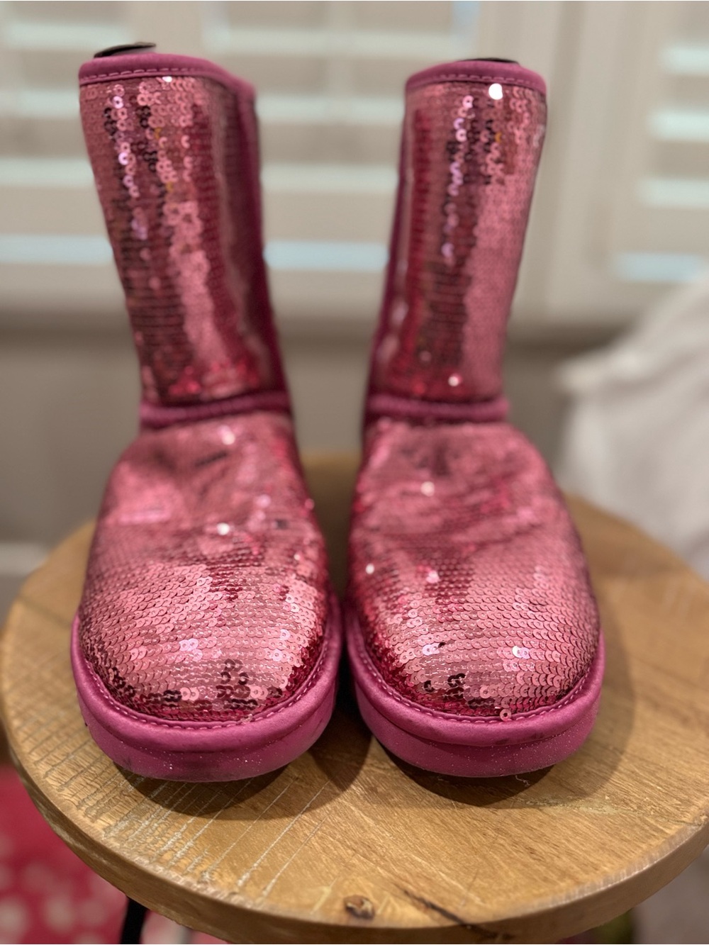 UGG Classic Short Sequin Boots Pink Sparkle Fuchsia Style #1094982 Size 8 - Picture 3 of 10